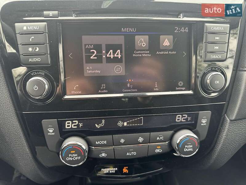 Внедорожник / Кроссовер Nissan Rogue 2019 в Ужгороде