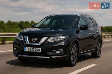 Позашляховик / Кросовер Nissan Rogue 2017 в Черкасах