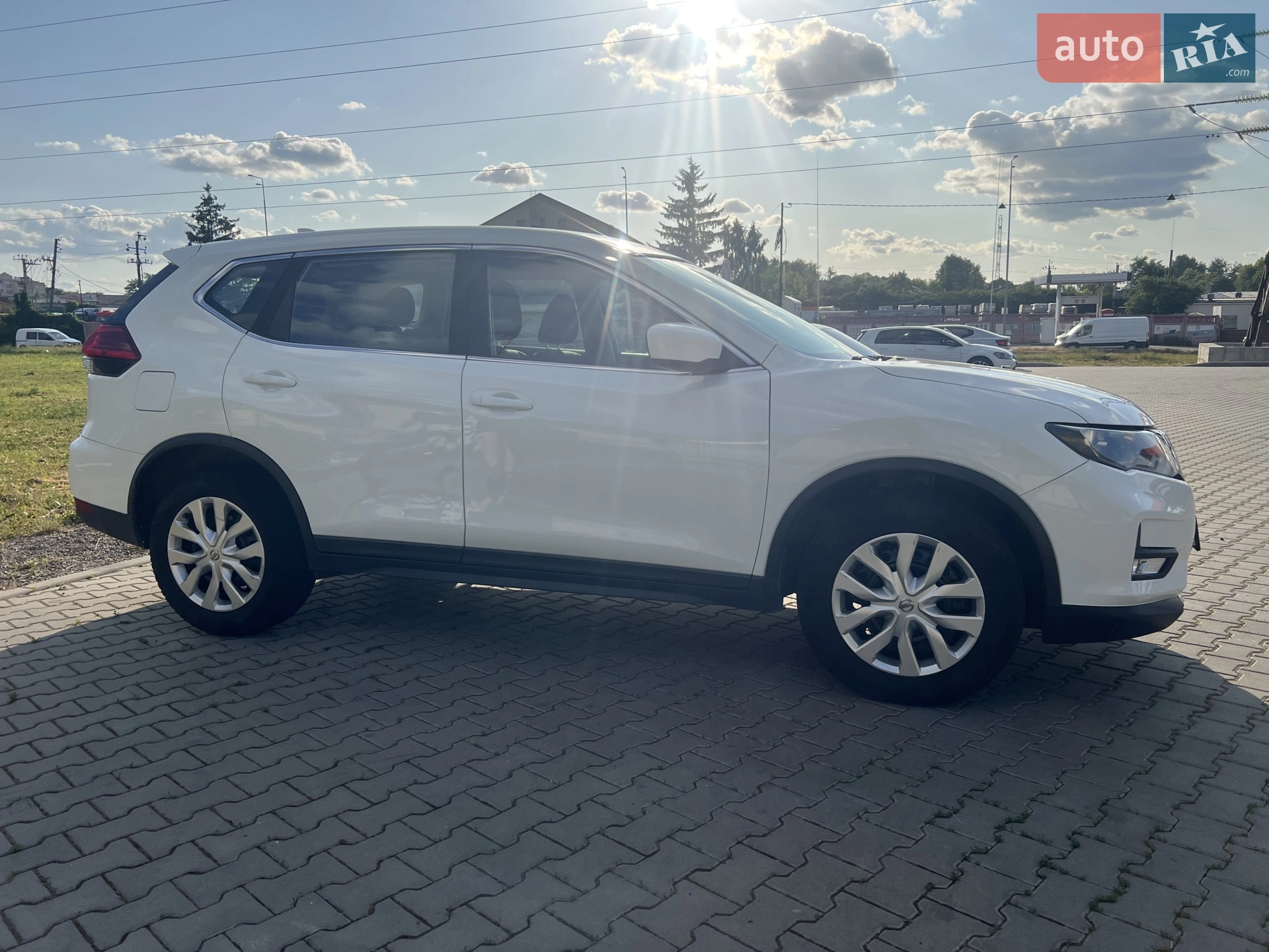 2017 Nissan Rogue - мініатюра 5