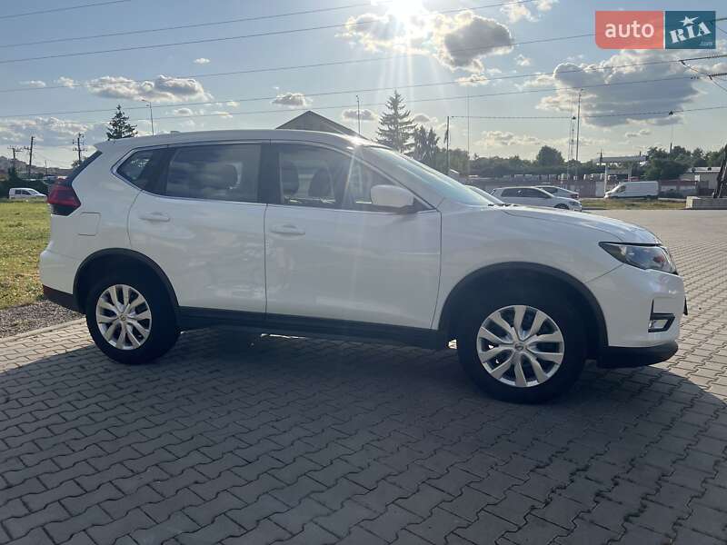 Внедорожник / Кроссовер Nissan Rogue 2017 в Виннице фото 5 Внедорожник / Кроссовер Nissan Rogue 2017 в Виннице