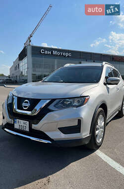 Позашляховик / Кросовер Nissan Rogue 2017 в Полтаві