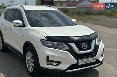 Позашляховик / Кросовер Nissan Rogue 2017 в Вінниці