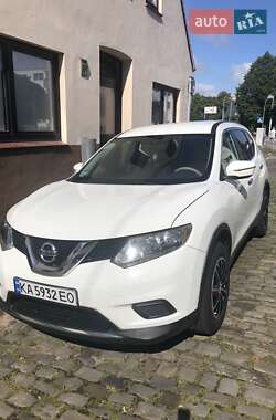 Внедорожник / Кроссовер Nissan Rogue 2015 в Киеве