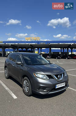 Позашляховик / Кросовер Nissan Rogue 2015 в Києві