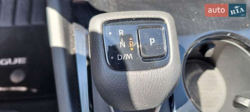 Позашляховик / Кросовер Nissan Rogue 2024 в Києві