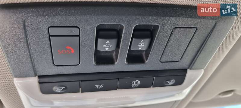 Позашляховик / Кросовер Nissan Rogue 2024 в Києві