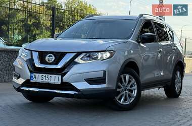 Внедорожник / Кроссовер Nissan Rogue 2019 в 