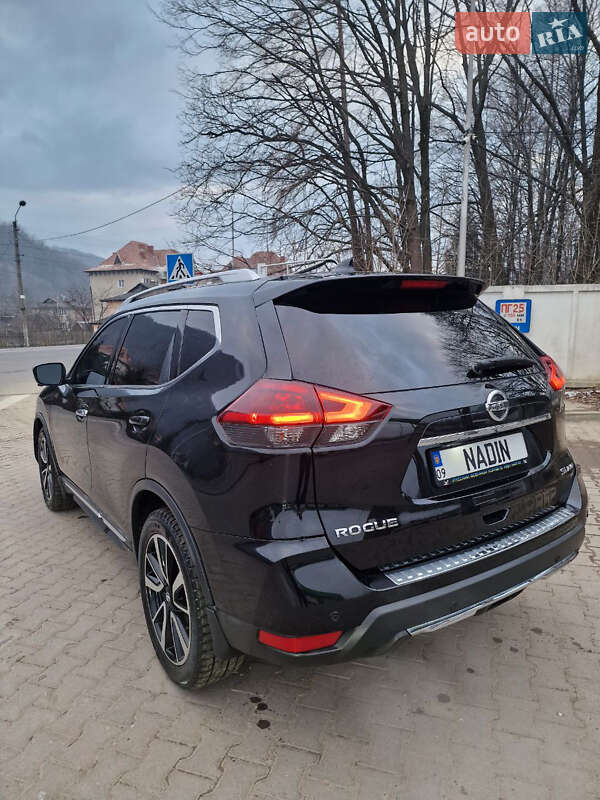 Внедорожник / Кроссовер Nissan Rogue 2019 в Надворной