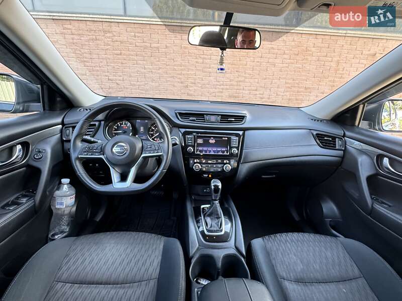 Внедорожник / Кроссовер Nissan Rogue 2018 в Одессе
