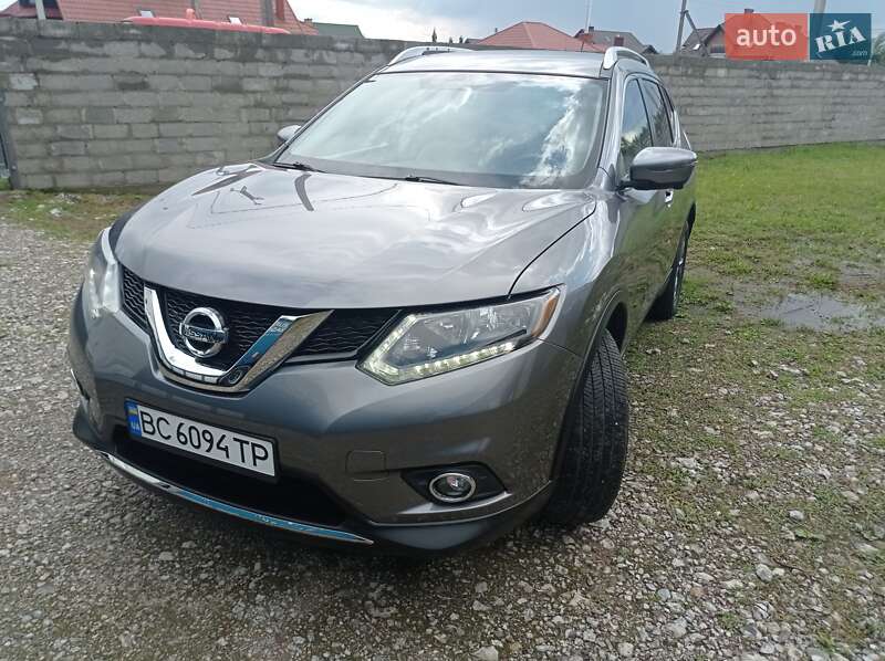 Позашляховик / Кросовер Nissan Rogue 2016 в Яворові