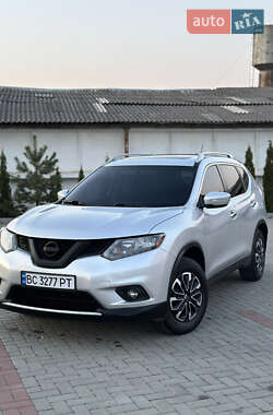 Внедорожник / Кроссовер Nissan Rogue 2014 в Золочеве