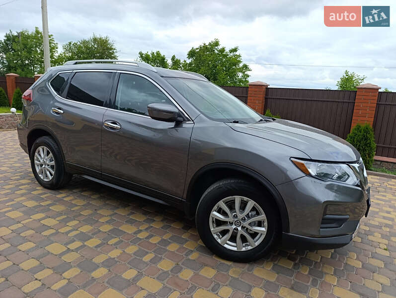 Внедорожник / Кроссовер Nissan Rogue 2018 в Новомиргороде фото 3 Внедорожник / Кроссовер Nissan Rogue 2018 в Новомиргороде