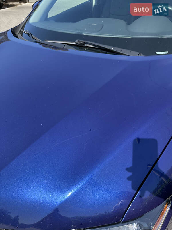 Позашляховик / Кросовер Nissan Rogue 2019 в Чернівцях