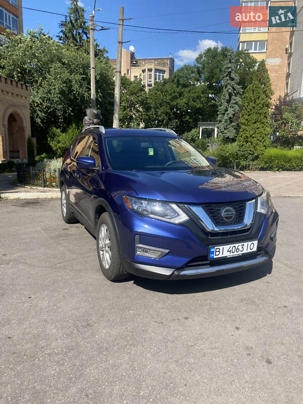 Позашляховик / Кросовер Nissan Rogue 2018 в Кременчуці