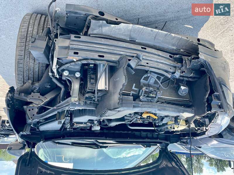 Позашляховик / Кросовер Nissan Rogue 2020 в Києві