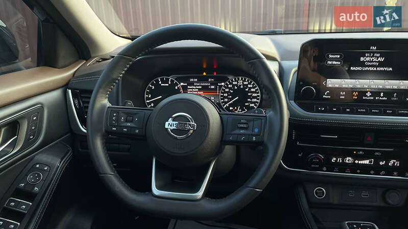 Внедорожник / Кроссовер Nissan Rogue 2023 в Дрогобыче