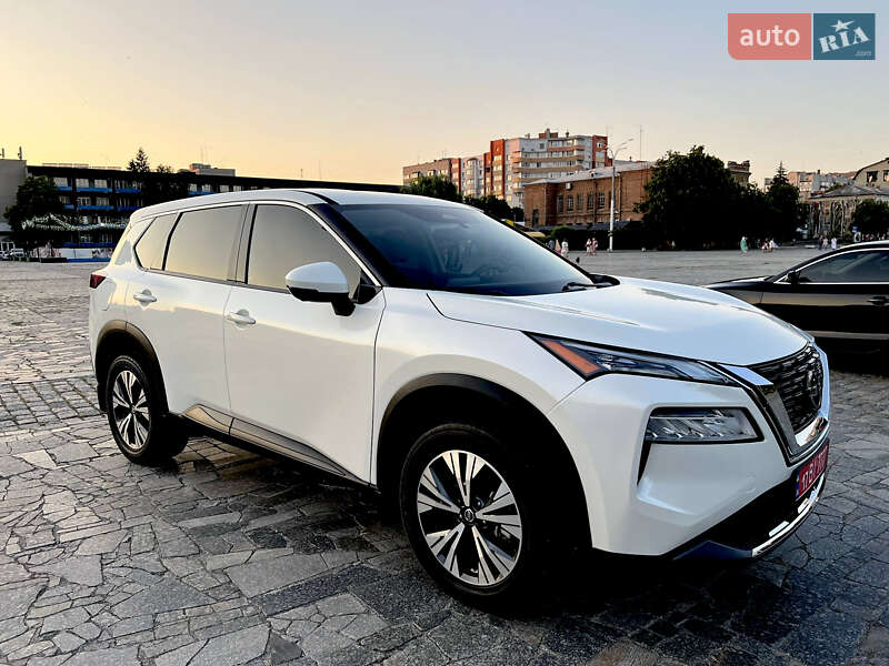 Внедорожник / Кроссовер Nissan Rogue 2021 в Кременчуге