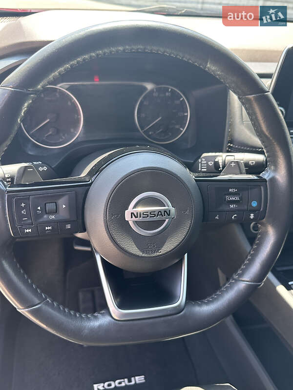 Позашляховик / Кросовер Nissan Rogue 2021 в Дніпрі