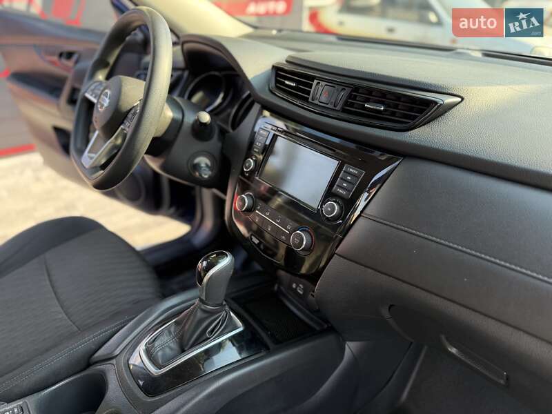 Внедорожник / Кроссовер Nissan Rogue 2018 в Днепре