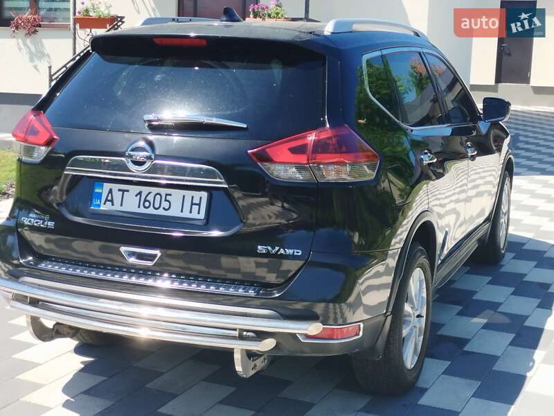 Позашляховик / Кросовер Nissan Rogue 2018 в Долині