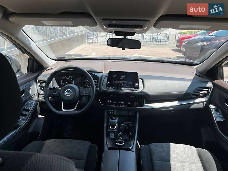Внедорожник / Кроссовер Nissan Rogue 2021 в Киеве