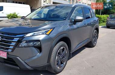 Внедорожник / Кроссовер Nissan Rogue 2024 в Луцке