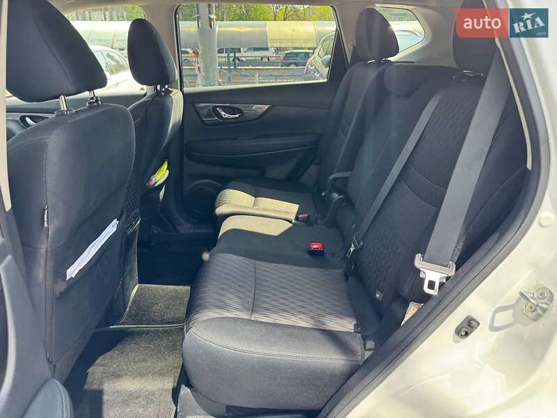 Позашляховик / Кросовер Nissan Rogue 2018 в Києві фото 2 Позашляховик / Кросовер Nissan Rogue 2018 в Києві