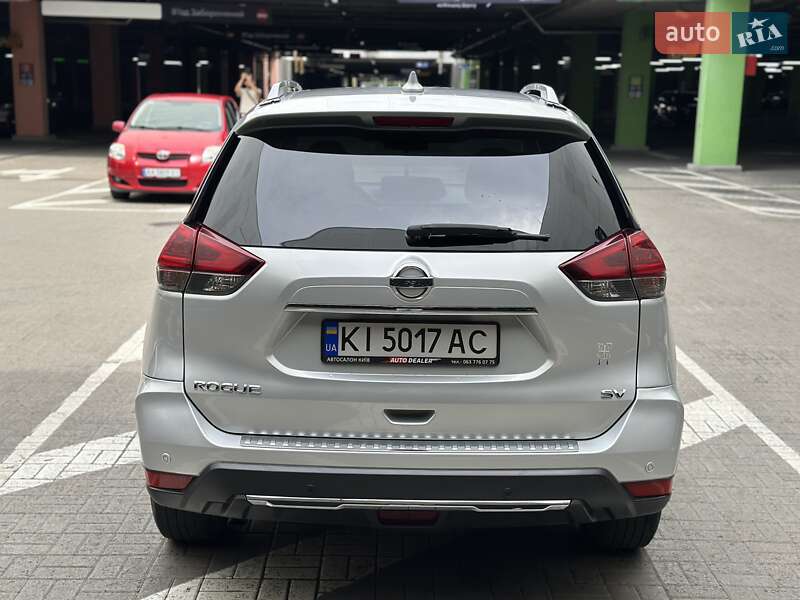 Внедорожник / Кроссовер Nissan Rogue 2019 в Киеве