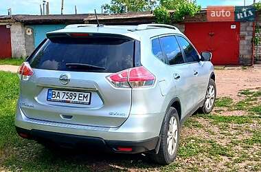 Внедорожник / Кроссовер Nissan Rogue 2015 в 
