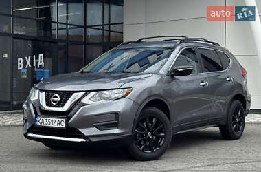 Позашляховик / Кросовер Nissan Rogue 2017 в Києві