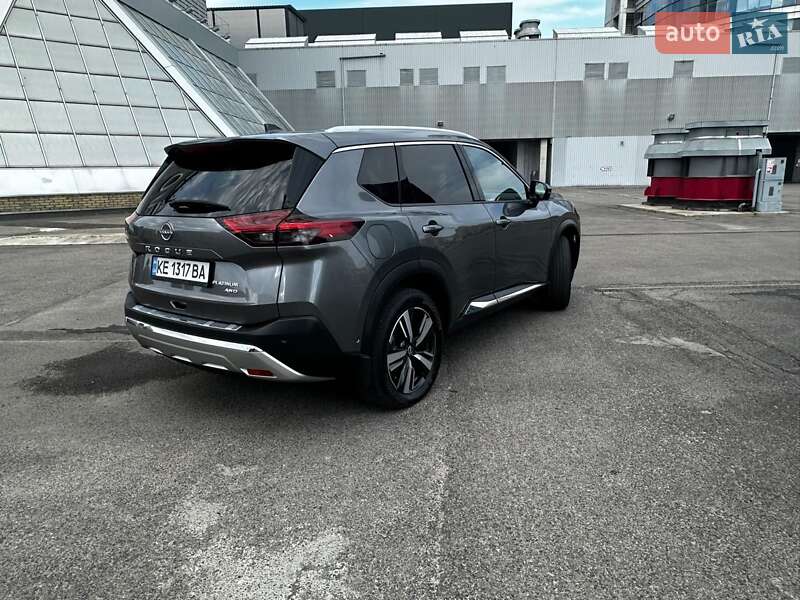 Внедорожник / Кроссовер Nissan Rogue 2023 в Днепре