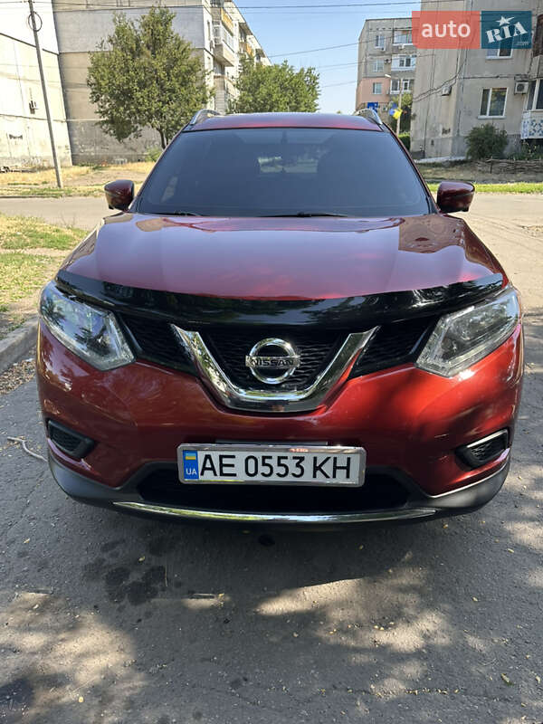 Внедорожник / Кроссовер Nissan Rogue 2015 в Павлограде