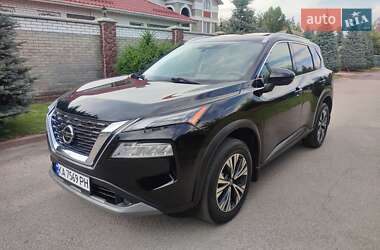 Позашляховик / Кросовер Nissan Rogue 2021 в Києві