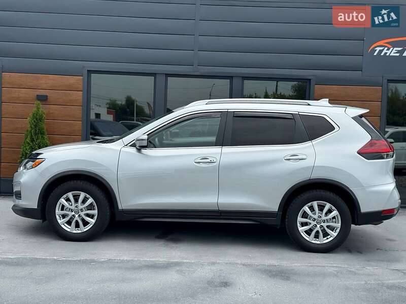 Внедорожник / Кроссовер Nissan Rogue 2019 в Ровно