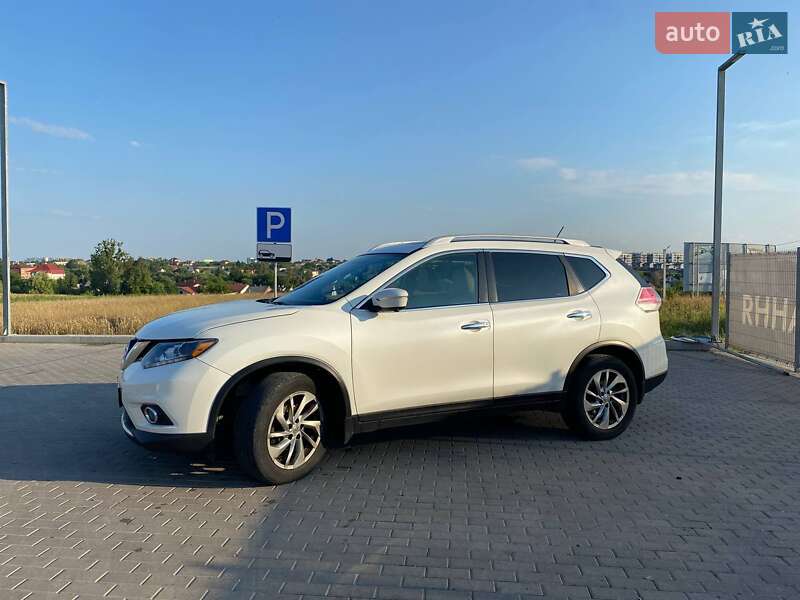 Внедорожник / Кроссовер Nissan Rogue 2015 в Львове