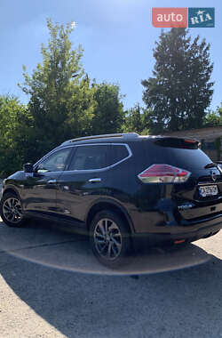 Позашляховик / Кросовер Nissan Rogue 2016 в 
