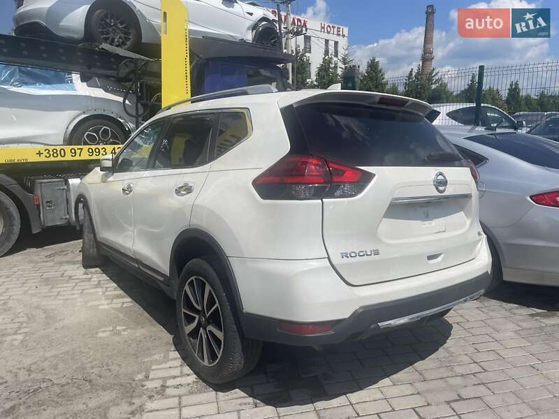 Nissan Rogue 2016