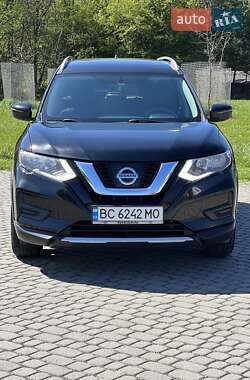 Позашляховик / Кросовер Nissan Rogue 2017 в Львові