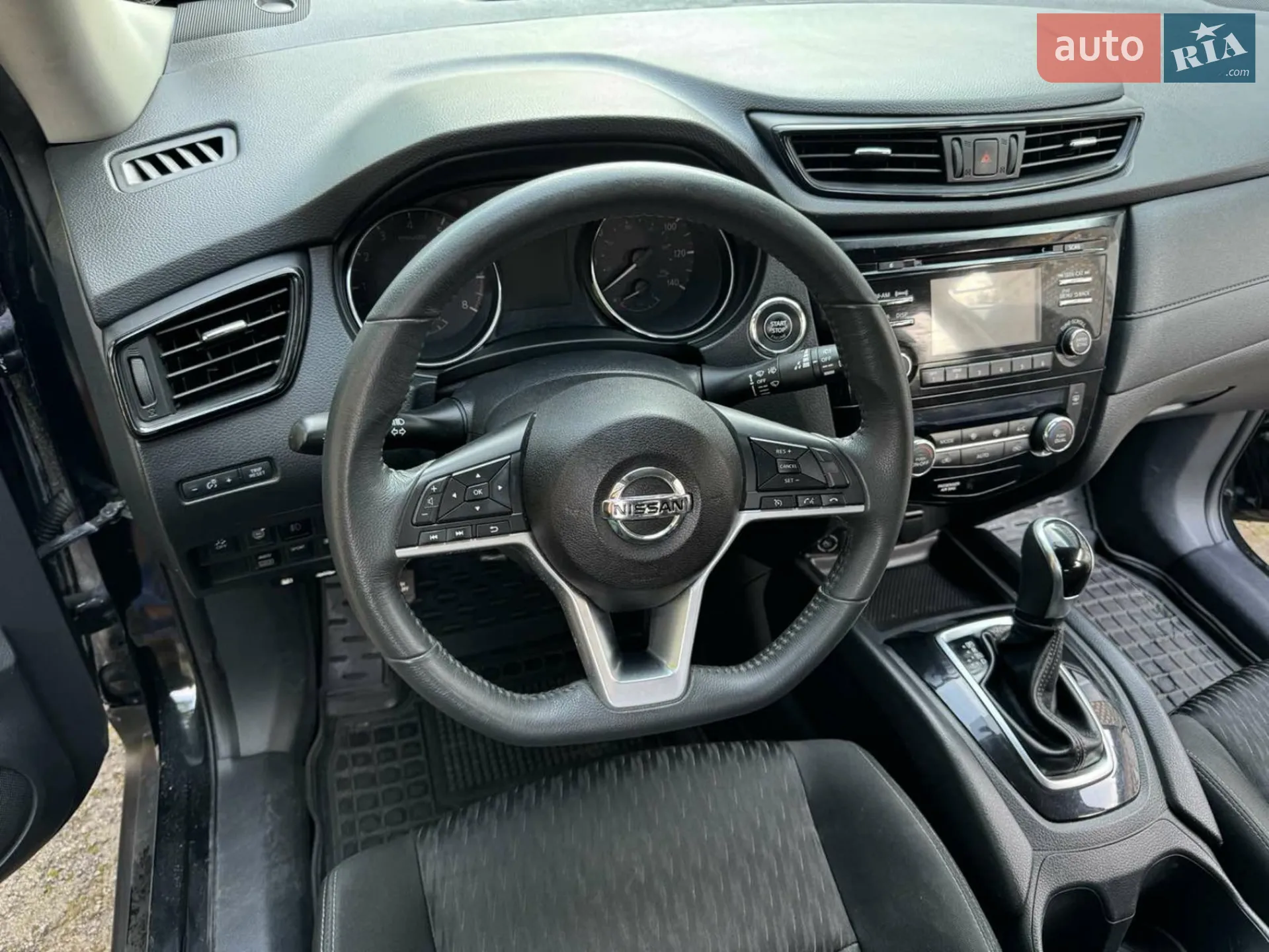 2017 Nissan Rogue - мініатюра 12