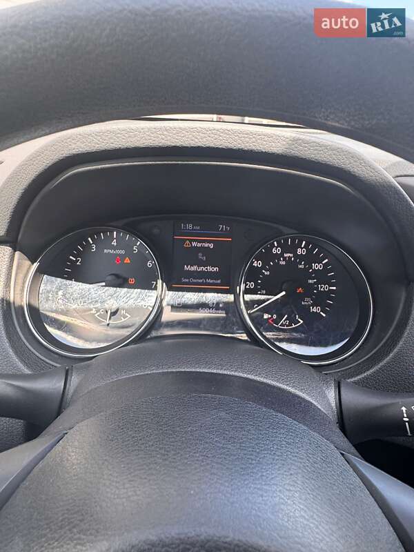 Позашляховик / Кросовер Nissan Rogue 2018 в Києві