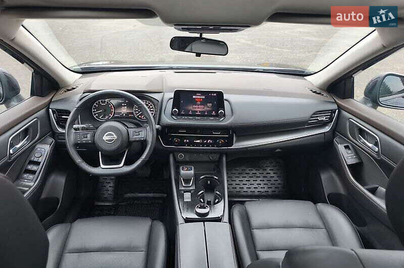 Внедорожник / Кроссовер Nissan Rogue 2021 в Виннице