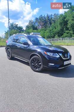 Внедорожник / Кроссовер Nissan Rogue 2016 в 