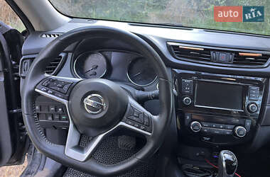 Позашляховик / Кросовер Nissan Rogue 2018 в 