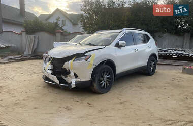Внедорожник / Кроссовер Nissan Rogue 2015 в Яворове