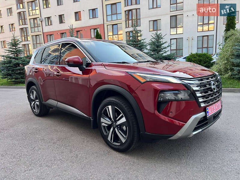 Внедорожник / Кроссовер Nissan Rogue 2024 в Киеве