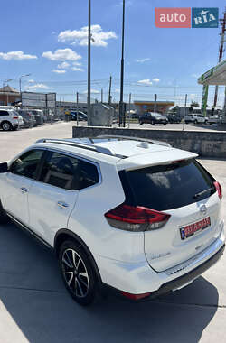 Позашляховик / Кросовер Nissan Rogue 2017 в 