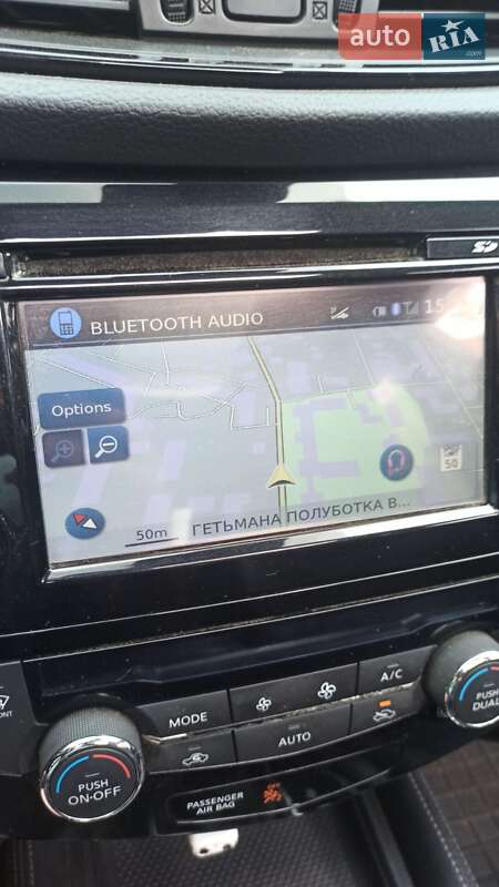 Позашляховик / Кросовер Nissan Rogue 2017 в Чернігові