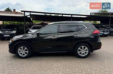 Внедорожник / Кроссовер Nissan Rogue 2017 в 
