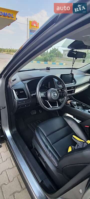 Внедорожник / Кроссовер Nissan Rogue 2021 в Одессе