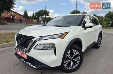 Позашляховик / Кросовер Nissan Rogue 2021 в Житомирі